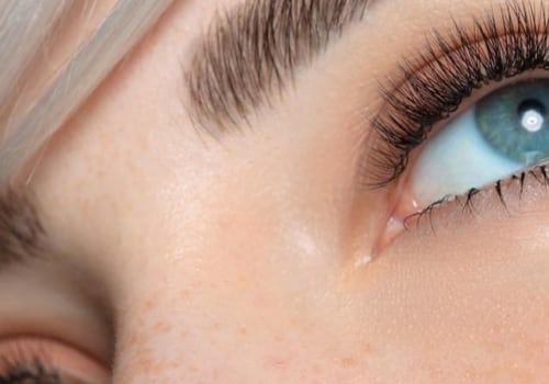 What is are the 3 stages of eyelash growth in order?