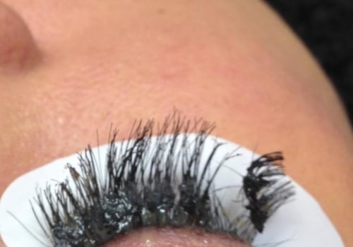 What is the most common lash thickness?